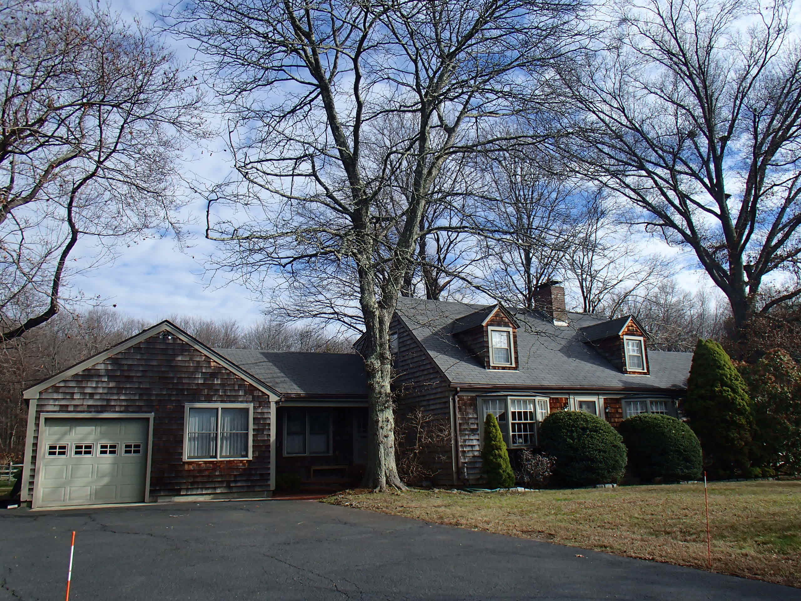 Building photograph for 48 KEELER RD